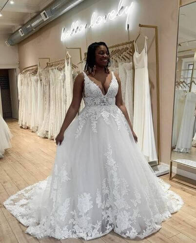 Off Shoulder Gorgeous White Wedding Dresses A-line Lace Applique Bridal  Gowns