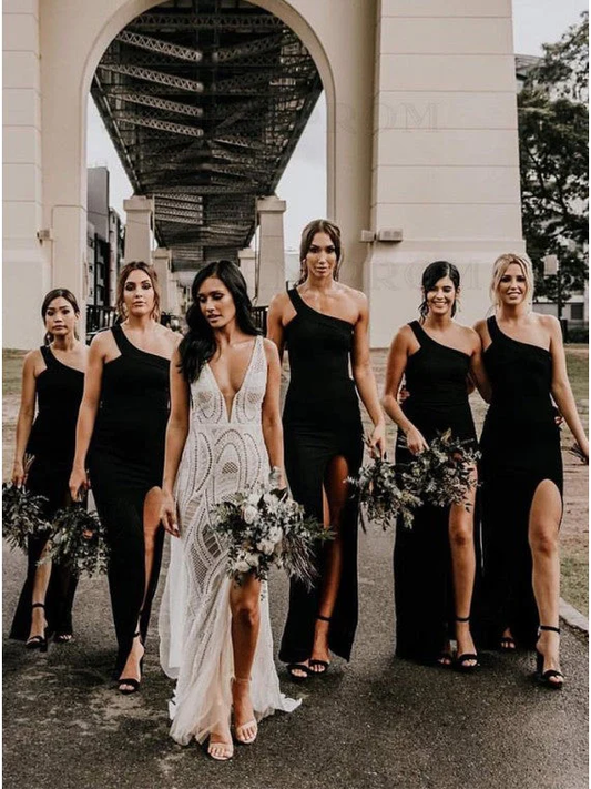 6 Black Bridesmaid Dresses That Are Perfect For Winter Wedding