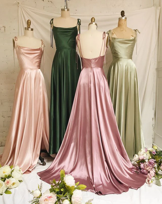 Bridesmaid Dress Trend Alert : Square Neckline Bridesmaid Dresses 2023