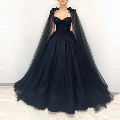 Princess Black Gothic Wedding Dress 3D Flowers Tulle Bridal Gown With Cape