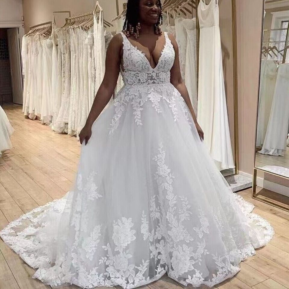 Plus size wedding dresses for beach wedding best sale