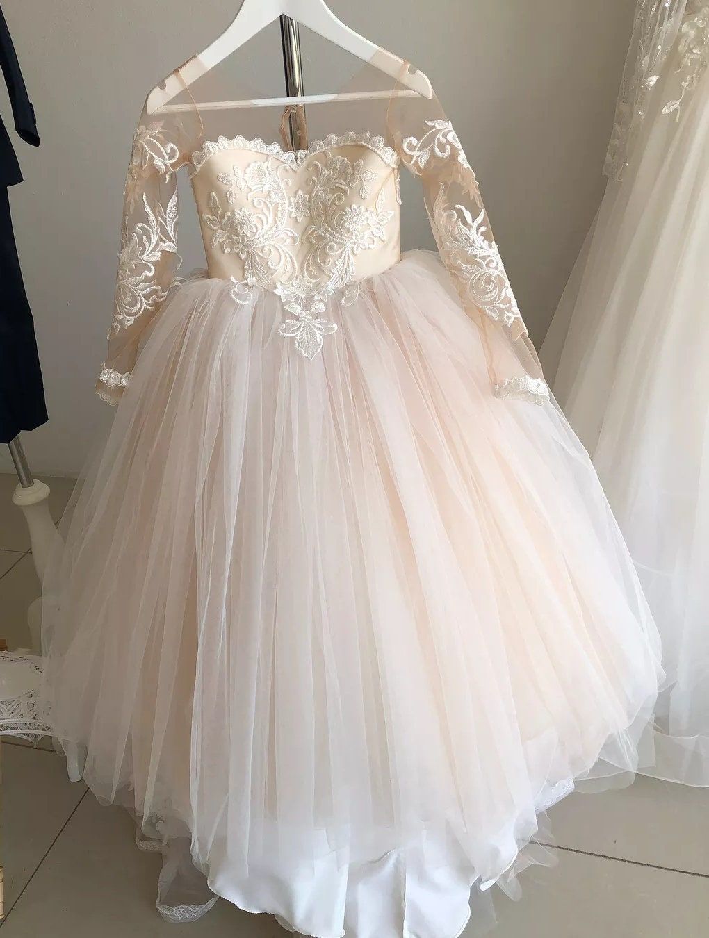 Little Flower Girl Dresses Lace Tulle Bows Princess Wedding Party Dress with Sleeves MyChicDress