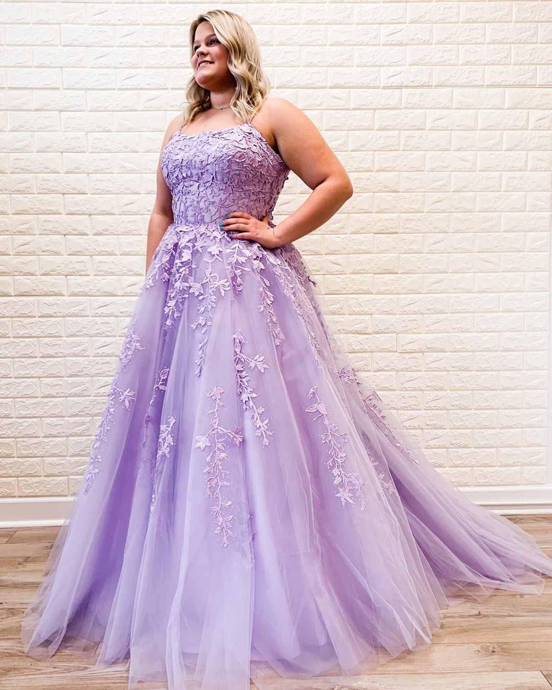 Plus Size Purple Lace Prom Dresses A Line Evening Gowns