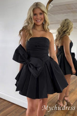 Satin Black Little Dresses for Homecoming Strapless Short Grad Dresses