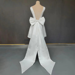 Minimalist Short Wedding Dress Satin V-Neck With Bow Back