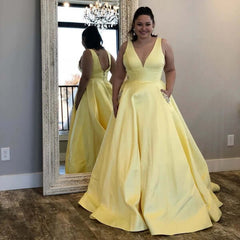 A Line 2025 Plus Size Yellow Satin Prom Dresses V-Neck with Beading Pockets MyChicDress