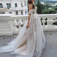 Bohemian Lace Wedding Dresses Tulle Illusion Applique Sweep Train Gown MyChicDress