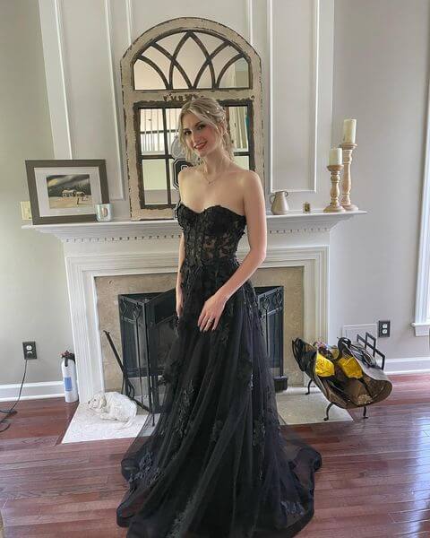 Black strapless prom dress online