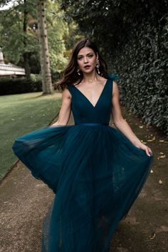 Fall V Neck Emerald Wedding Guest Dresses Tulle Bridesmaid Dresses MyChicDress