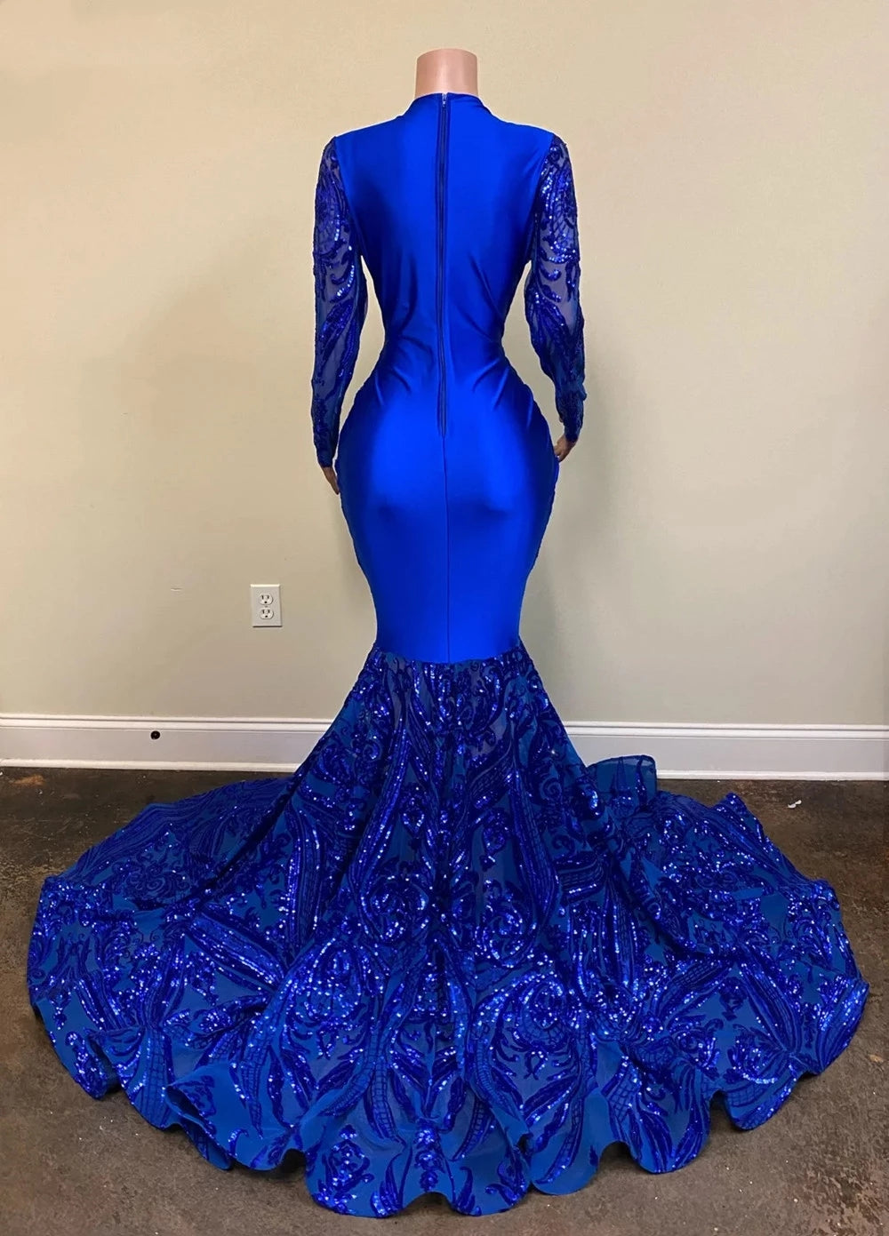 Gorgeous Mermaid Royal Blue Prom Dresses 2024 Long Sleeve Sequin Formal Gala Gowns MyChicDress