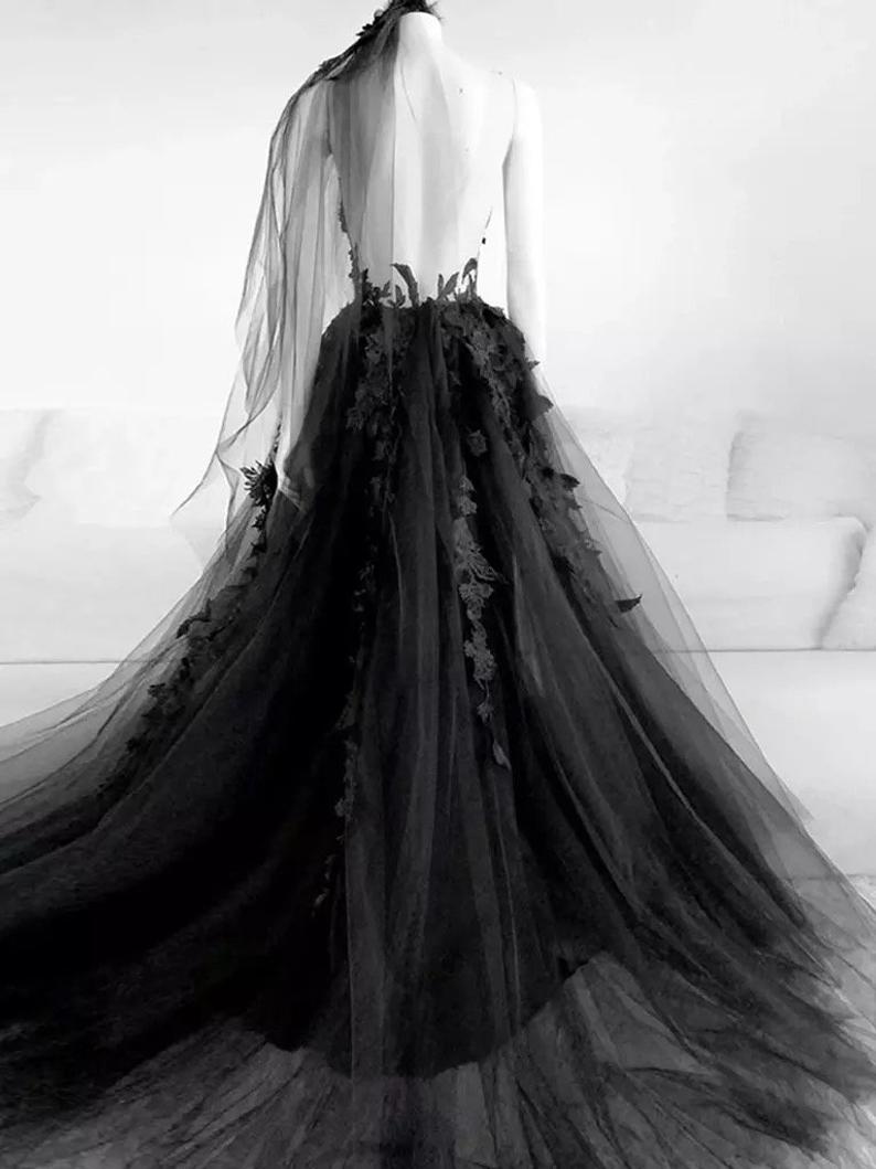 Sexy Black Lace Gothic Wedding Dresses Tulle Backless With Veil Free - MyChicDress