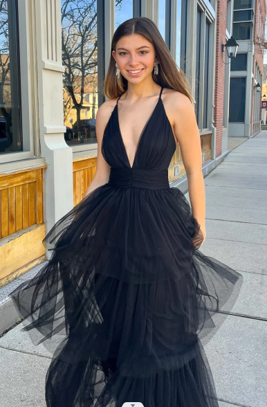 Simple Tulle Black Prom Dresses