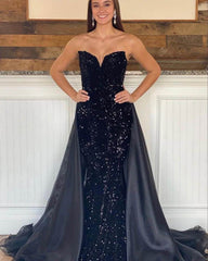 Hot 2024 Black Sequin Prom Dress Fitted Sleeveless Formal Dress with S –  MyChicDress