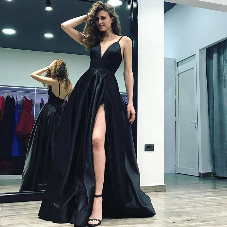 2024 A-Line Black Prom Dresses Spaghetti Straps Slit Evening Dresses L